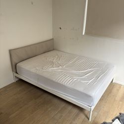 Queen Size Mattress And Bed Frame