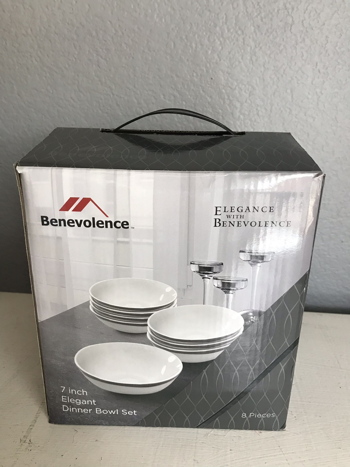 Brand new Benevolence 8 pieces 7” Elegant Dinner Bowl Set