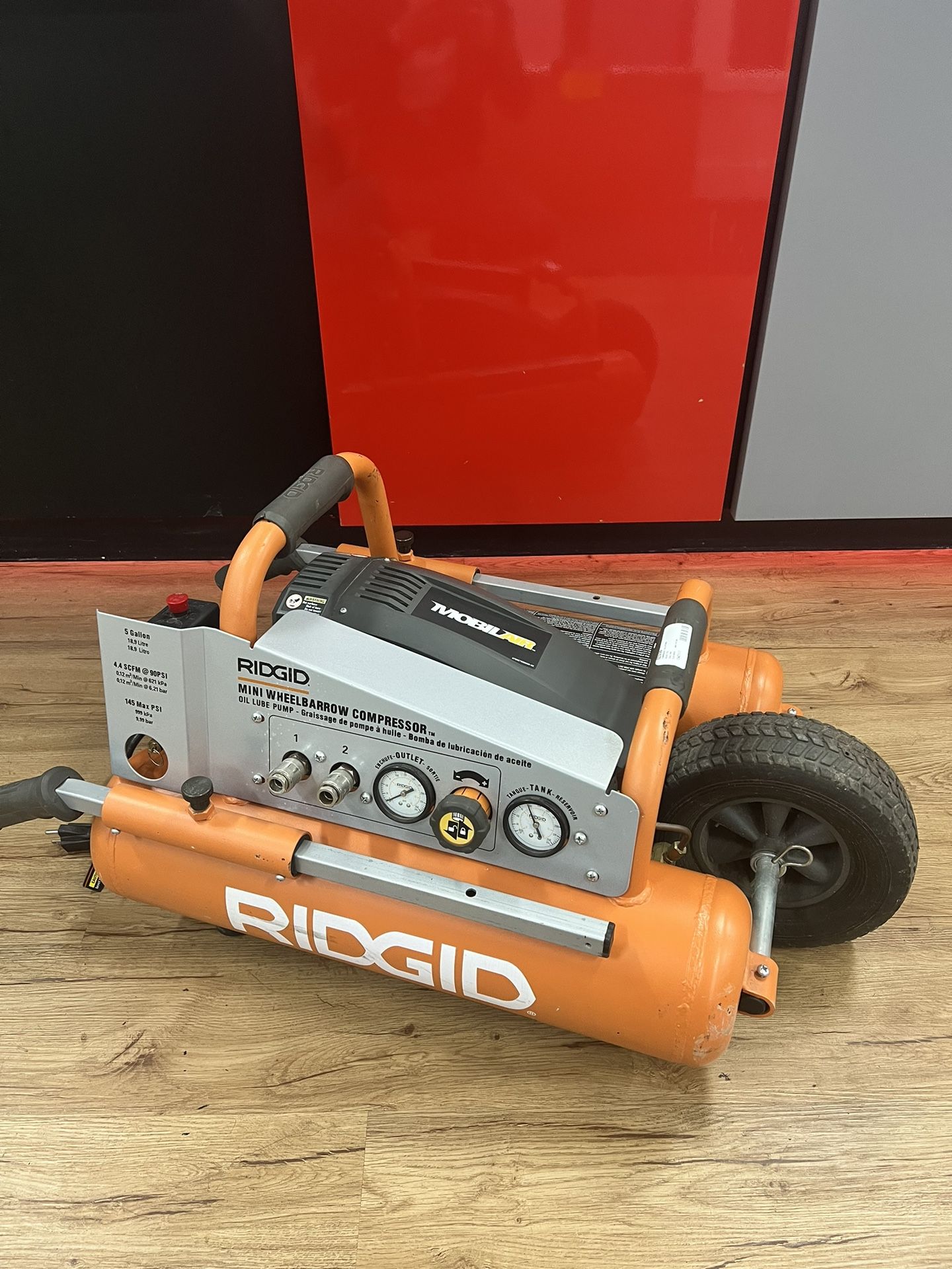 Ridgid 5 Gallon Air Compressor 154311 for Sale in Federal Way, WA OfferUp