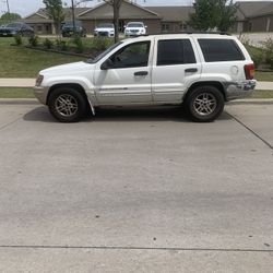 2004 Jeep Cherokee