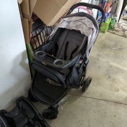 Graco Stroller With car seat