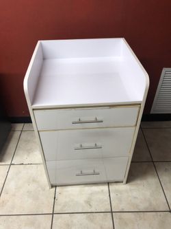 3 drawers cash register cabinet .