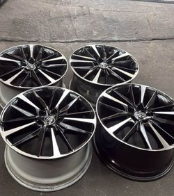 Set of 4 Rims 5 X 114.3