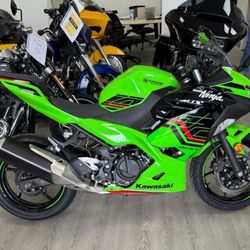 2023 Kawasaki Ninja 400