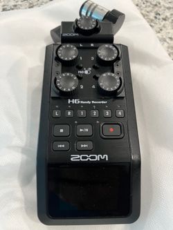 Zoom H6 professional audio recorder