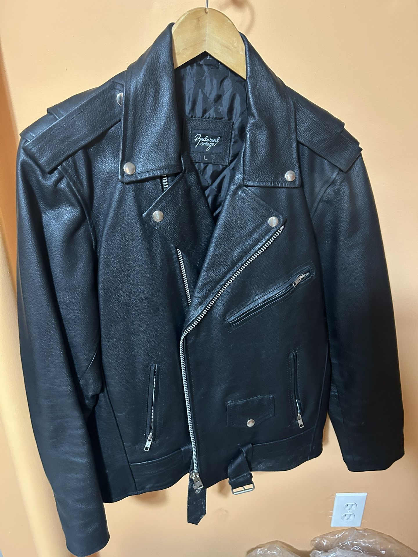 Black Leather Jacket (Large)