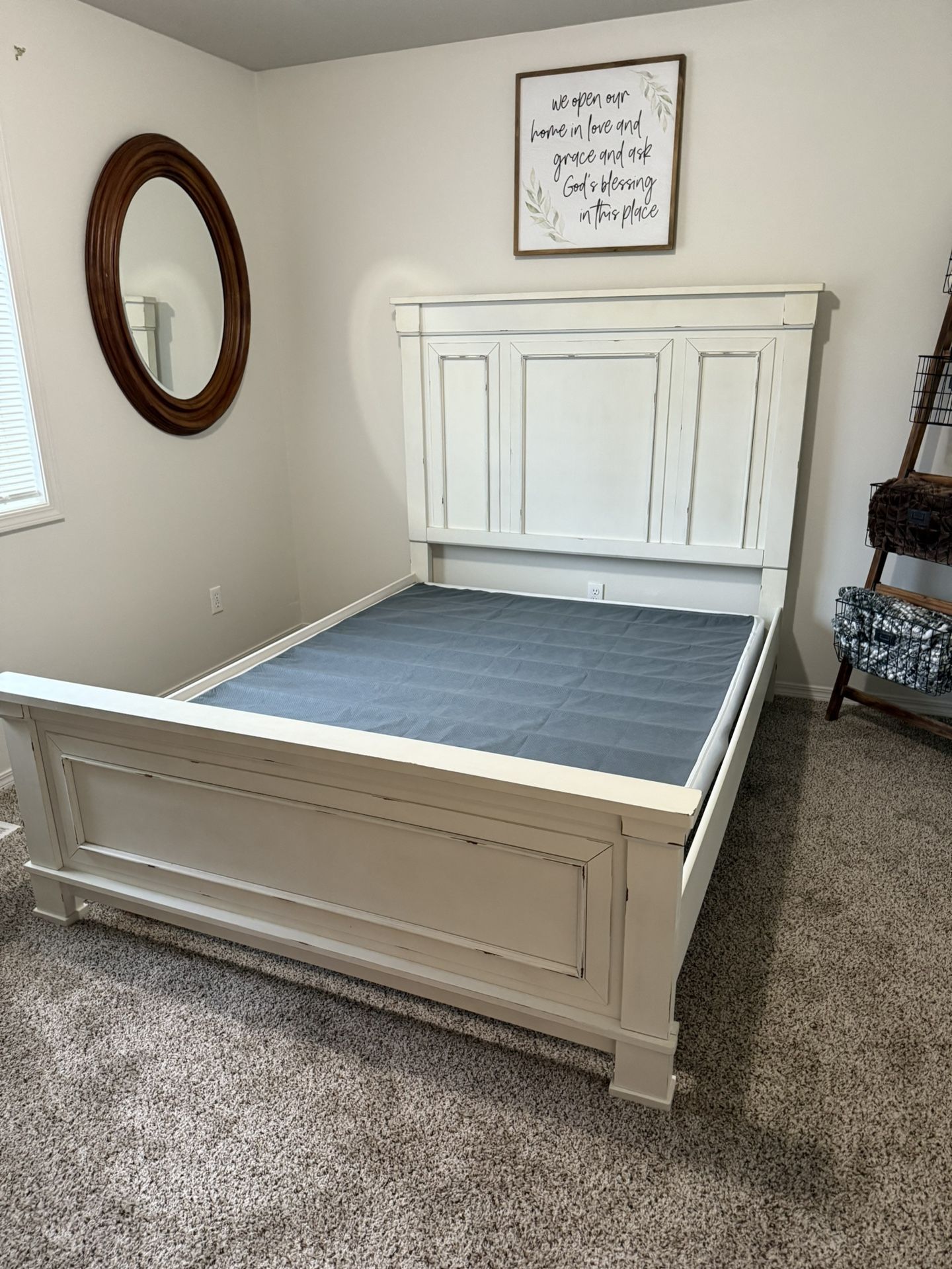 Queen bed Frame And Box Spring