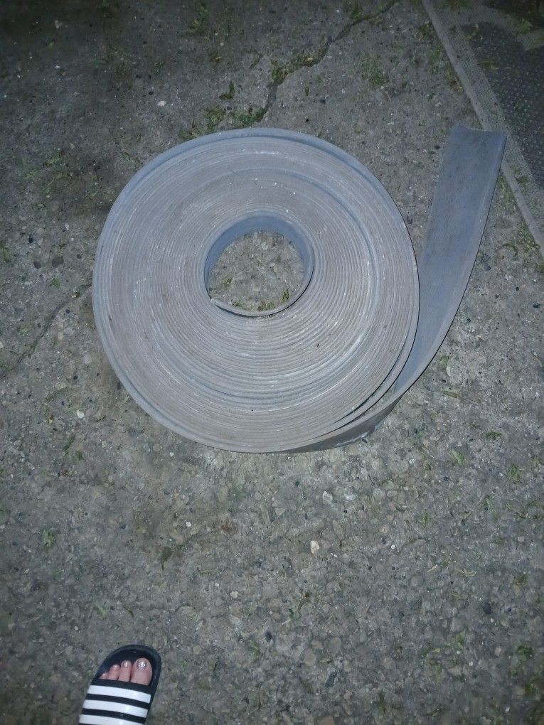 120' Roll Dark Grey Wall Base 4"×120'