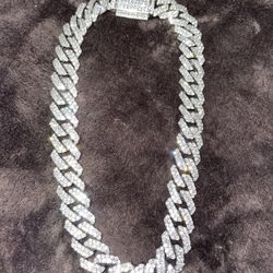 Cuban Link Chain