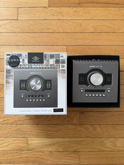 Apollo Twin X + Warm audio 8000 Bundle