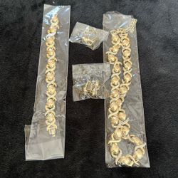 18k Gold Filled XoXo Hug & Kisses Style Shape Set, Necklace, Bracelet, Earrings and Ring, 04 Pieces, 