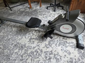 Sunny Health and Fitness Rowing Machine