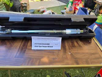 Pittsburgh Pro Click-Type Torque Wrench