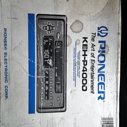 Pioneer CD KEH-P4000 Super Tuner 3 Cassette 