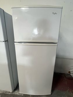 Refrigerator Whirlpool 28”
