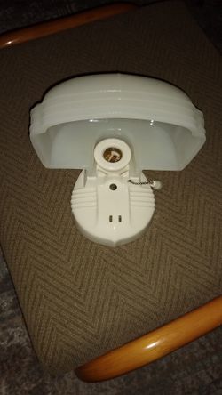 Vintage Art Deco Sconce