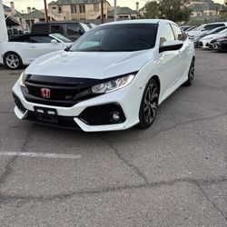 Honda Civic Si Sedan