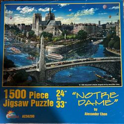 Notre Dame Castle 1,500 Piece Puzzle