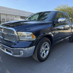 2017 RAM 1500 LARAMI