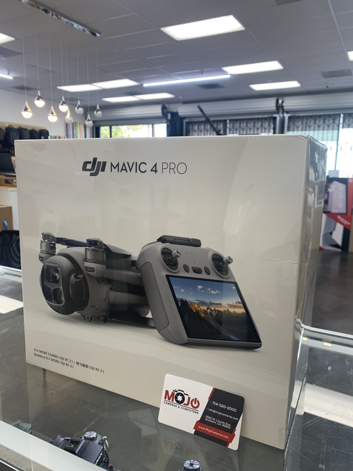 Mavic 4 Pro Flymore Combo RC 2 Remote