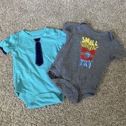 Bundle of 2 Circo baby boy 6 onesie bodysuits size 6 months