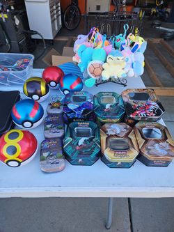 Empty pokemon tins