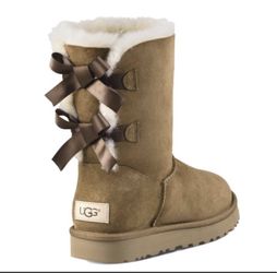 Women UGG Size 9