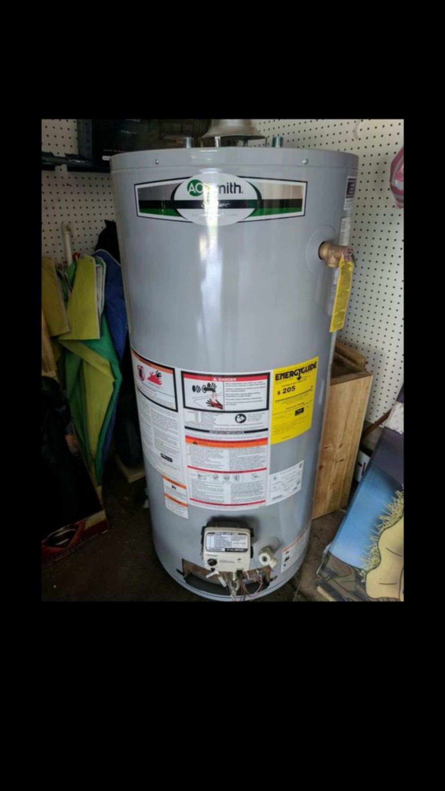 New 40 gallon gas water heater out of box