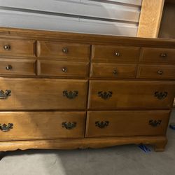 Solid Maple 8 Drawer & Dresser Set