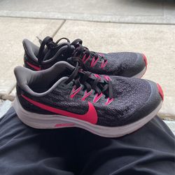 Nike Zoom For Kids Size 1