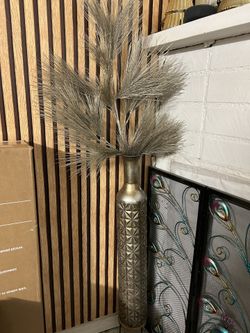 Decorative Tall vase 