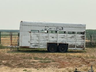 Horse trailer