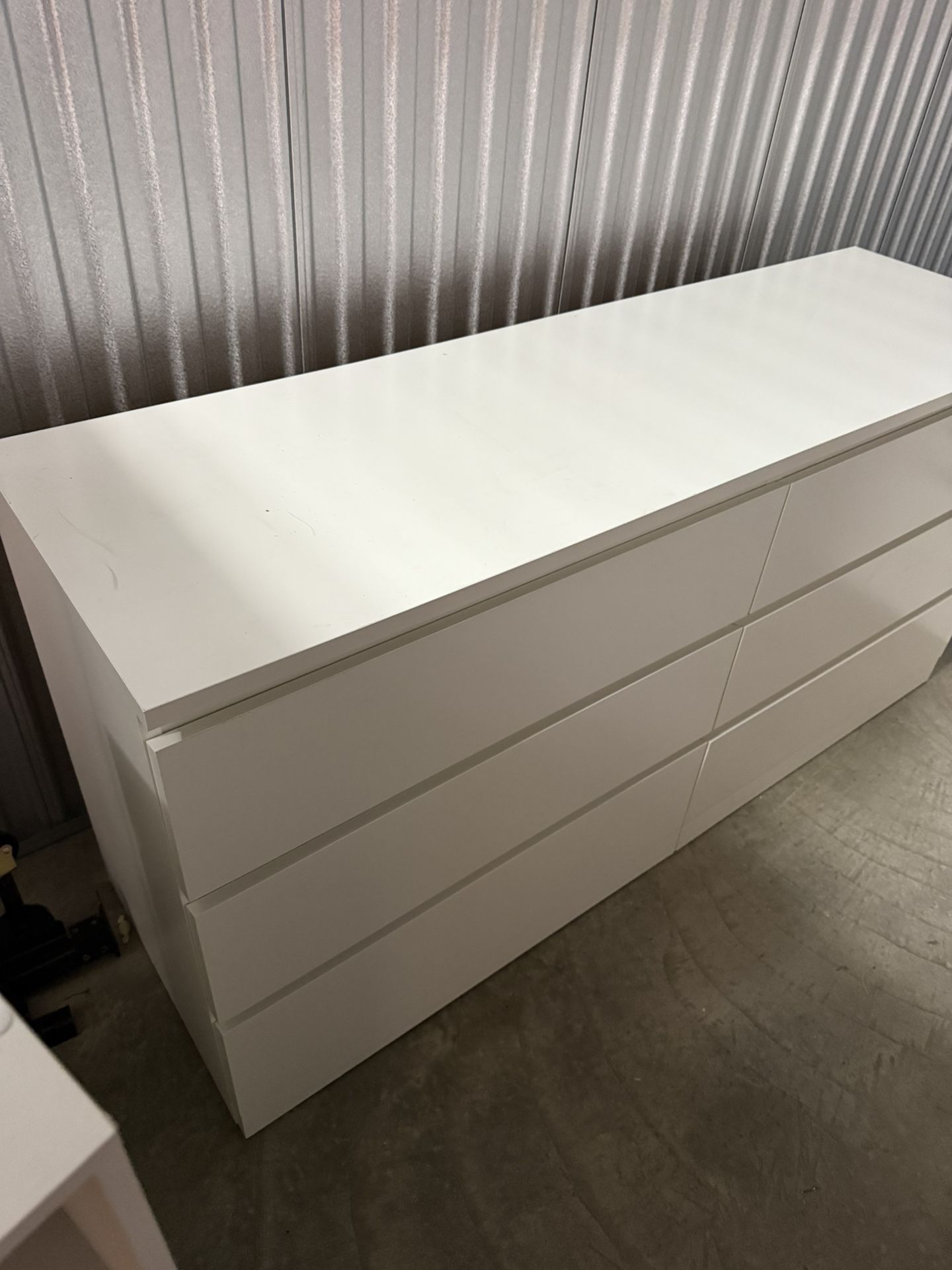 FREE - 6 Drawer IKEA dresser - white