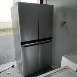 rare Whirlpool stainless 4-door flex fridge works perfect with warranty