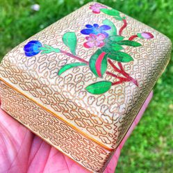 Vintage tan CHINESE cloisonne floral box Made in China - unmarked CIGARETTE BOX