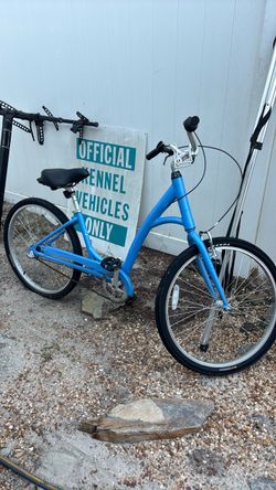 Manhattan Smoothie Blue Cruiser Bicycle