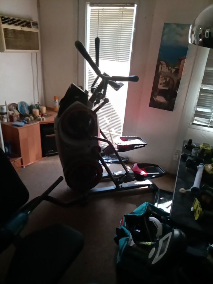 Bowflex M5 Max Trainer