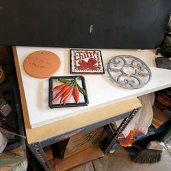 4 Trivet Hot Plates - Estate Sale Bundle