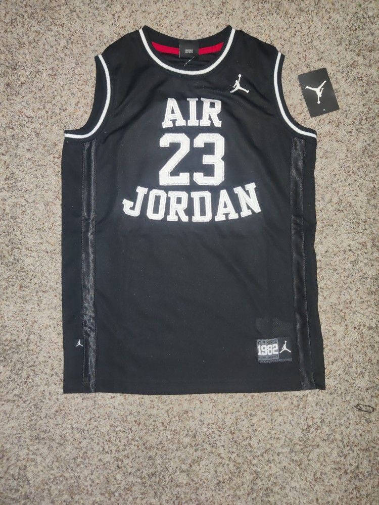 Nike Air Jordan Boys Youth Large Athletic Basketball Jersey Tank Top Black
