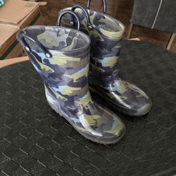 Dinosaur Light Up Rainboots Size 2