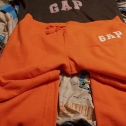 Gap Outfit Size Large