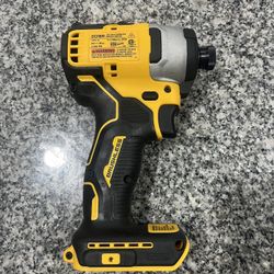 Dewalt Impact Driver DCF809