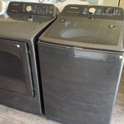 New Samsung Washer And Gas Dryer Set 