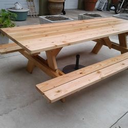 Custom Build Picnic Tables. 