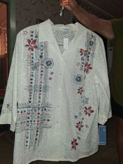 Sz. 18-20 new with tags womens blouse