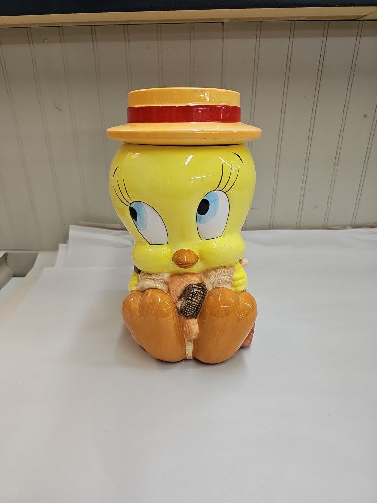 Looney Tunes Tweety Bird Cookie Jar - Shelton 