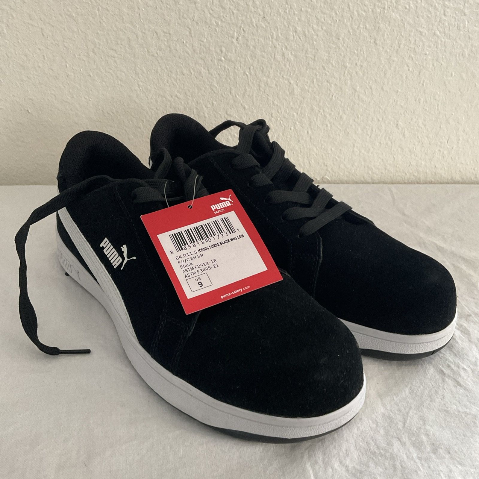 Puma Safety Iconic Suede Classic 21 Black White Women Size 9