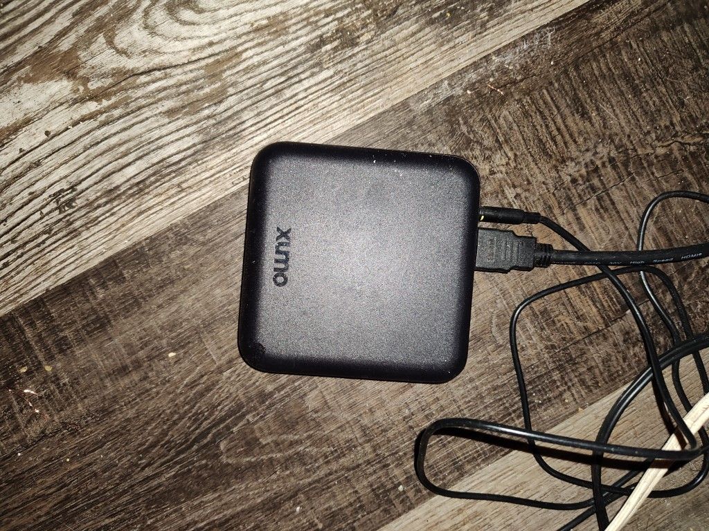 Xumo Box