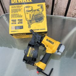 Dewalt Pneumatic 15-degrees Coil Siding/ Fencing Nailer/USED-GOOD