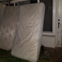 Mattress And Box Springs